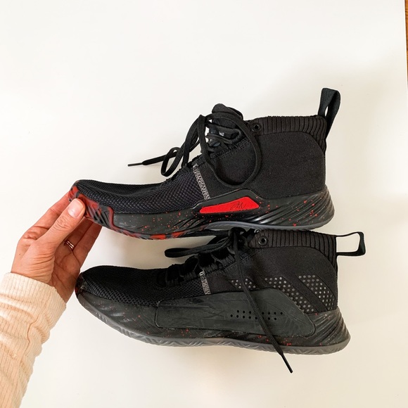 dame 5 people's champ